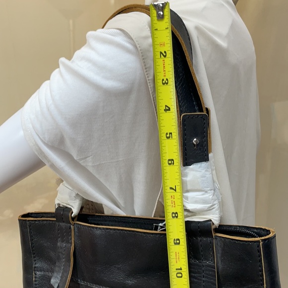 SISILY 100% LEATHER ADJUSTABLE BLACK STUDDED BAG - Picture 11 of 15